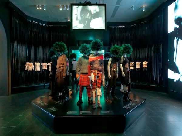 Clothes for Heroes Image © The Metropolitan Museum of Art