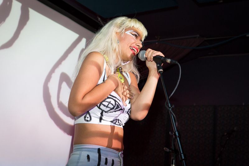 KIUwxoMD3gmZcmmeJk_zyTYupRZgV7pxvCVn1mLoU1U