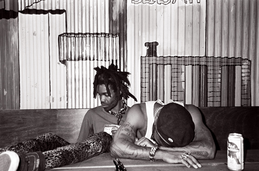 70780010_LORES_RGB_72