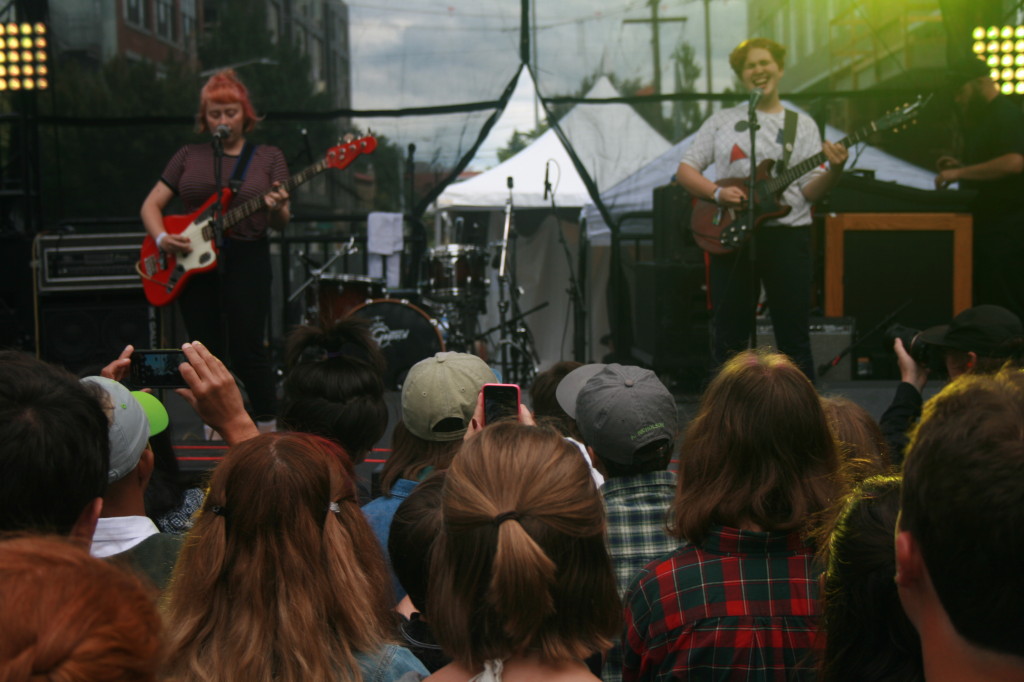 girlpoolharmonyandcleo